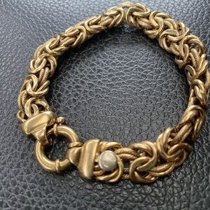 18k GOLD Byzantine bracelet  18k 27.4 grams.  8” long